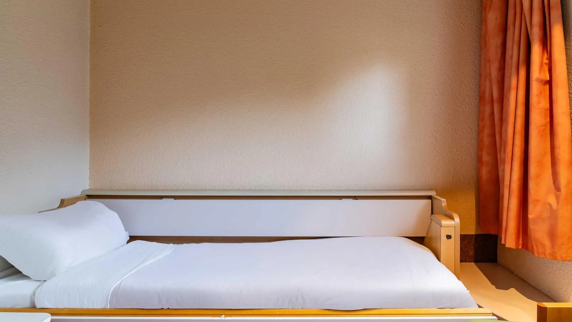 B&B Hotel Grenoble Universite 2 Gières